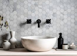 Gạch Mosaic ốp nhà vệ sinh - Những điều bạn nên biết