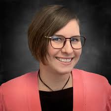 Ellen Leopold's Instagram, Twitter & Facebook