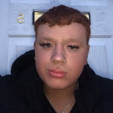 Alexander Coyle's Instagram, Twitter & Facebook