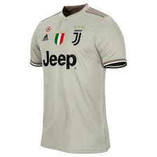 Ronaldo of juventus scores the opening goal during the italian supercup against napoli on january 20, 2021. Trikot Juventus Turin Away Jr 18 19 Cristiano Ronaldo Adidas Sportit Com