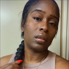 🔗: bit.ly/40ultp0 Chris Brown is suing Warner Bros. for $500 million,  alleging he was labeled as a serial rapist and abuser in Investigation  Discovery's docuseries, Chris Brown: A History of Violence. 📷: