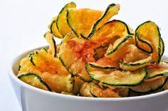 Aprenda A Fazer Chips Naturais De Legumes Para Servir Como Aperitivo Receitas Receitas Vegetarianas Chips De Microondas