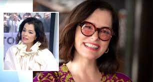 Parker Posey Shows Off Her Over-the-Top 'White Lotus' Accent