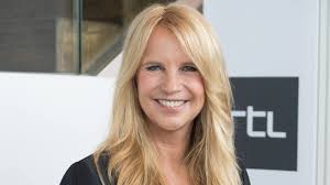 Huis john de mol senior. Linda De Mol Heute Verdient Die Traumhochzeit Moderatorin Millionen Intouch