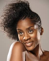 Natalie Barrett's Instagram, Twitter & Facebook