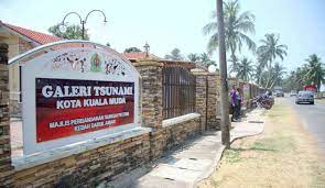 Nurfarina nadia bt md najib (262646). Tarikan Tsunami Metrotv