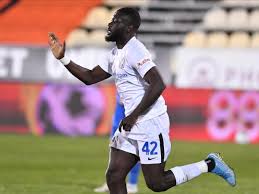 Önümüzdeki senenin iskeletini oluşturmak isteyen sarı kırmızılıların transfer listesinde tecrübeli isimler var. Kayserispor Kevin Luckassen Ile Anlasti