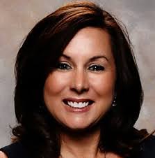 Roger Arden's Instagram, Twitter & Facebook