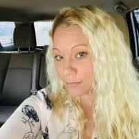 Danielle Bordeaux's Instagram, Twitter & Facebook