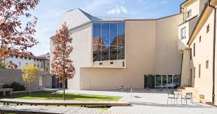 Bressanone (Bz), la biblioteca come un salotto urbano
