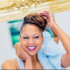 Maureen Lyle's Instagram, Twitter & Facebook