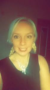 Hello moms, I'm Rachelle, a financial services professional and travel  industry entrepreneur