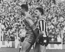 What a night this promises to be. Paul Gascoigne And Vinnie Jones Recall That Iconic Ball Grabbing Moment 30 Years Ago As Part Of Talksport S Re United Series