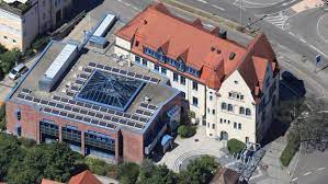 Öffnungszeiten hängen von der jeweiligen zweigstelle ab, sehen sie sich die öffnungszeiten bei der gewünschten zweigstelle an. Vr Bank Tubingen Eg Tubingen Herrenberger Strasse 1 5 Offnungszeiten Angebote
