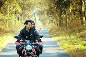 Harga honda cbr650f dan spesifikasi honda cbr650f mulai dari kelebihan, kekurangan, desain, mesin, suspensi, dimensi, fitur, dan gambar. Foto Prewedding Menggunakan Motor Cross Prewedmoto