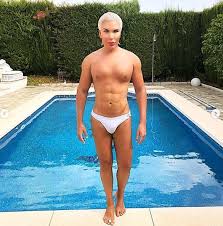 Check the model profile of jessica alves from brazil. What Did Jessica Alves Formerly Known As Human Ken Doll Rodrigo Look Like Before Plastic Surgery