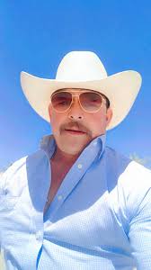 Demos la bienvenida a los nuevos miembros del grupo: Sara Garcia, Anselmo  Cebreros Jusaino, Javier Lopez Garcia, Ana Maria Robles, Arturo Nolasco,  Rodolfo Limon, Gerardo Hernández, Torres Roxana, GC Fernando, Deivis  Hechavarria