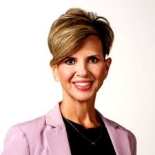 I'm proud to announce @Jen Loar has been named a 2024 Employee Benefit News  EBN “Excellence in Benefits” honoree.