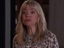 Coronation Street fans fear for Leanne Battersby as sister's hurt by cult  leader