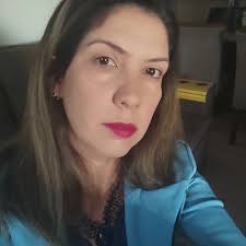 Danielle Robles (@roblesdanielle) • Instagram photos and videos