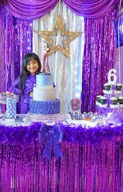 This 6 Year Old Had The Selena Themed Birthday Party Of Our Dreams Selena Quintanilla Birthday Birthday Party Themes Girl Birthday Themes