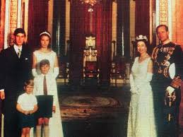 The hull of the queen elizabeth 2, photographed early in the morning on her launch day. Members Of Royal Family In The 1960s From Left Is Prince Charles With Prince Edward Princess Anne Prince Andrew Que Queen Elizabeth Elizabeth Princess Anne