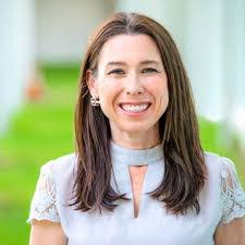 Jennifer Campisi's Instagram, Twitter & Facebook