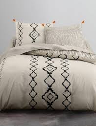 Parure De Lit Scandinave Linge De Lit Ecru A 35 00 Decouvrez Nos Collections Mode A Petits Prix Dans N Parure De Lit Parure De Lit Scandinave Linge De Lit