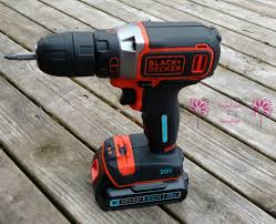 Black And Decker Drill Walmart Canada Black Decker Helps You Stay Connected Holidaygiftguide Black Decker Decker Black