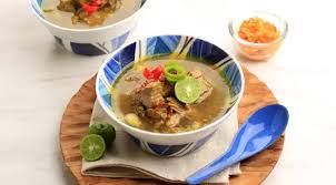 Makanan ini menjadi makanan yang paling disukai banyak kalangan untuk penyuka makanan tidak halal. 5 Resep Daging Sapi Yang Berkuah Lezat Dan Beraroma Sedap Lifestyle Fimela Com