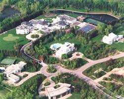 Michael Jordan S Home For Sale For 29 Million Mansions Celebrity Houses Celebrity Mansions