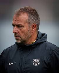 🧤📷 Golmani Barcelone na današnjem treningu pred utakmicu s Ferencvarosem.  Ko bi, prema vašem mišljenju, trebao zauzeti mjesto među stativama u  sutrašnjem meču.