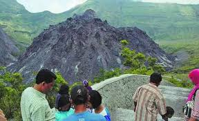 Harga tiket dan rute lokasi gunung kelud gambar sejarah pesona. Tempat Wisata Di Kediri Terbaru 2021 Paling Rekomended