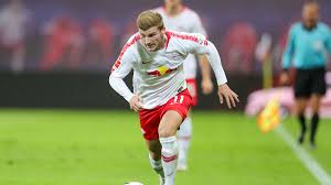 In einem duell mit unterschiedlichen vorzeichen gastiert der fc augsburg heute bei rb leipzig. Fc Augsburg Gegen Rb Leipzig Bundesliga Heute Live Im Tv Und Im Live Stream Fussball