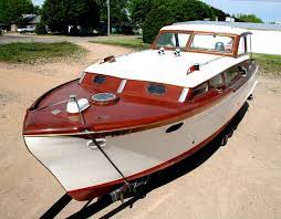 Chris Craft 35 Commander Chris Craft Wooden Boats Classic Wooden Boats Vintage Boats
