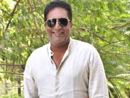 Prakash raj celebrated his 11th wedding anniversary with wife pony verma on august 24. Kgf Chapter 2 Actor Prakash Raj To Undergo Surgery After Suffering A Fall Shares Health Update