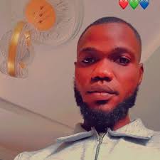 🔸 60 minutes 🔸 0 goals 🔸 0 assists 🔸 4 passes 🔸 0 key passes 🔸 0%  dribbles 🔸 3/13 duels won 🔸 29 hair flicks Describe Viktor Gyökeres'  debut in ONE word?