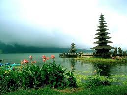 Gambar pemandangan alam ini menjadi bukti akan keindahan alam yang terdapat di beberapa penjuru dunia. Wallpaper Pemandangan Alam Terindah Di Indonesia Via Blogg Flickr