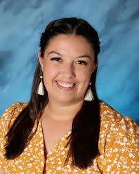 Michele Wilcox's Instagram, Twitter & Facebook