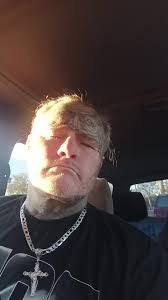 Lloyd Duff's Instagram, Twitter & Facebook