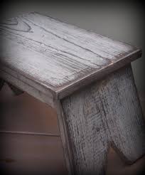 Art, decorative painting, faux finish, faux wood grain, interior design, painted oak, painting, tools and techniques, trompe l'oeil. Fantastic Tutorial On Faux Distressed Paint Finish Painted Furniture Furniture Diy Diy Furniture