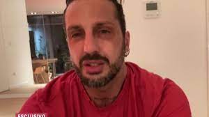 Vacanze a capri per fabrizio corona e silvia provvedi. Fabrizio Corona From Prison To The Psychiatry Ward What S Happening To The Former King Of The Paparazzi Curler Ruetir