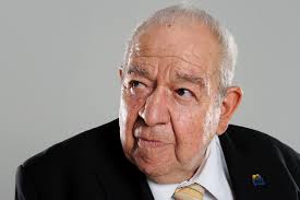 El Mundial de Italia 90 y la visita del papa Juan Pablo II fueron las  coberturas periodísticas que marcaron a don Javier Rojas