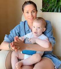 On en parle avec :. Meghan Markle Et Harry Parents D Un 2e Bebe En 2021 Ce Qui Les Attend Dans Les Prochains Mois Gala