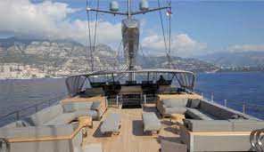 Sybaris Le Superyacht De Luxe Inegale De L Annee 2017 Yacht Annee 2017 Bateaux