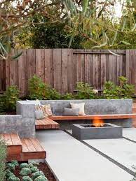 75 Modern Rustic Ideas And Designs Renoguide Australian Renovation Ideas And Inspiration Modern Outdoor Patio Small Backyard Landscaping Small Backyard Gardens