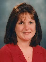 Lori Crowl's Instagram, Twitter & Facebook