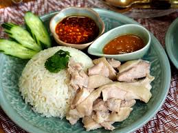 タイの鶏飯 カオマンガイ はタレが美味 タイはおいしい天国