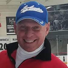 Tips Tuesday” Coach Gary Kemp with an illusion Dont forget to sign up for  lessons with Gary at the camp! ￼