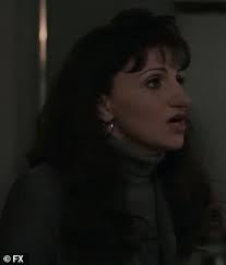 First kiss from a President: Shocking moment the Bill Clinton and Monica  Lewinsky affair begins